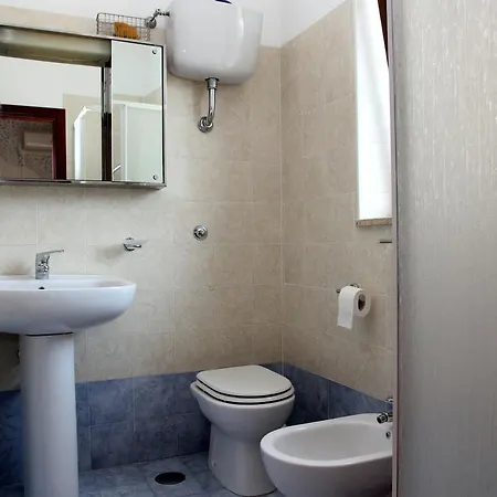 Mare E Coccole * 卡普里奥里